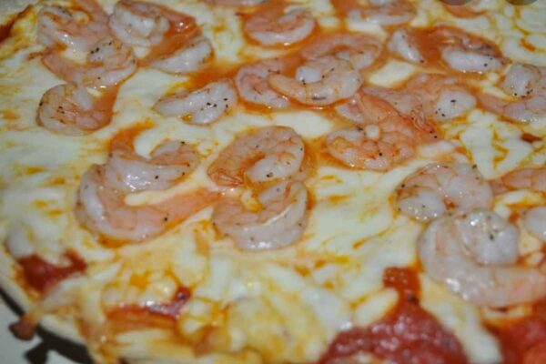 Pizza c/ camarón
