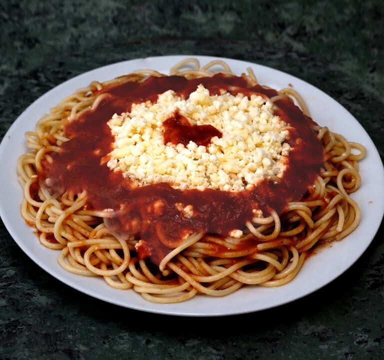 Espagueti napolitano