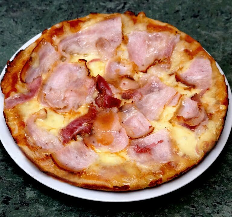 Pizza con Bacon