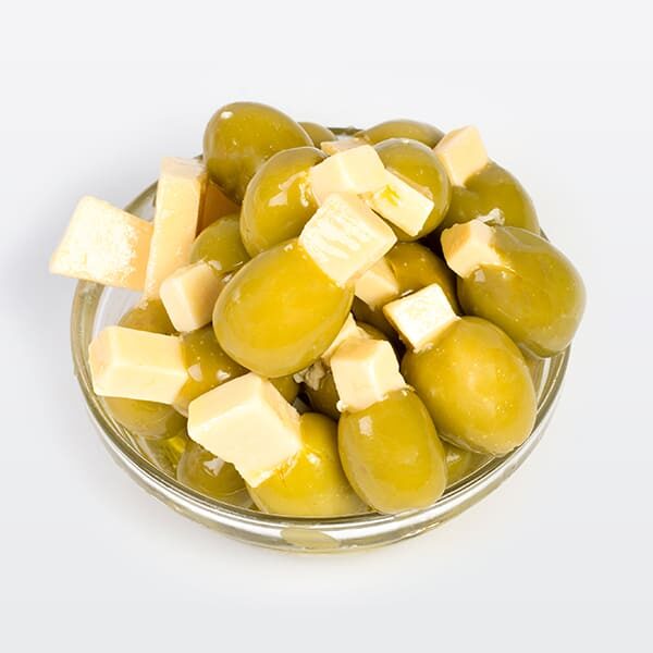 Entremés de Queso y Aceituna rellena de Pimiento