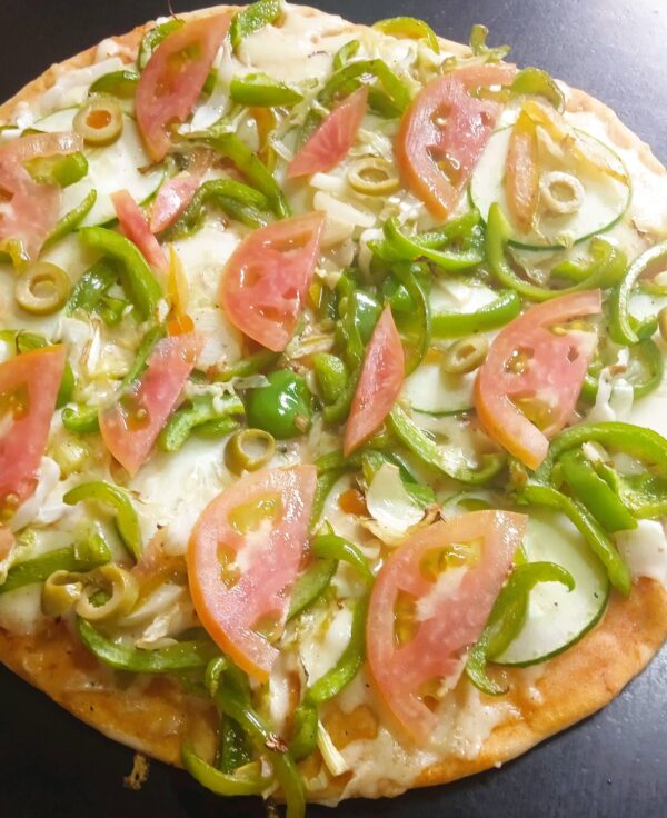 Pizza con Vegetales - Imagen 2